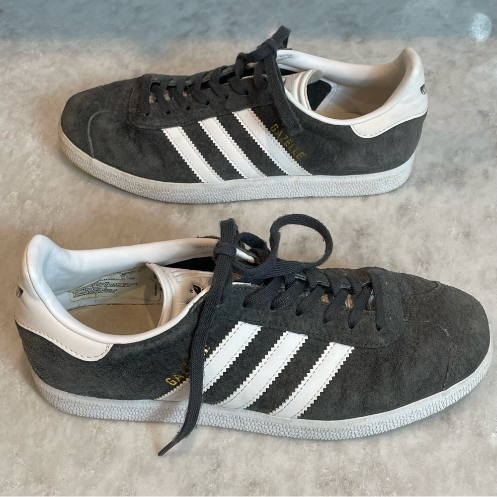 Adidas Gazelle Sneakers Men’s 6/ Women’s 7